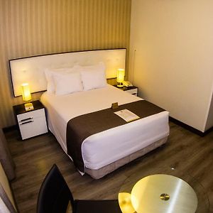 Habitación con Cama King